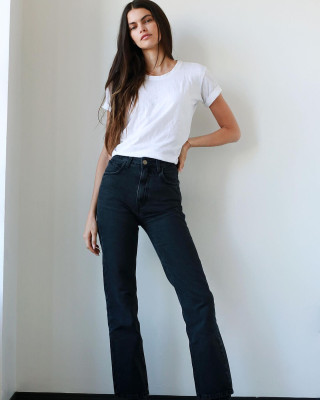 Пожалуйста, создайте галерею модели Kamila Hansen