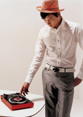 Kang Dong Won pic #865319