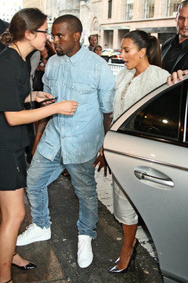 photo 8 in Kanye West gallery [id563595] 2012-09-27 00:00:00
