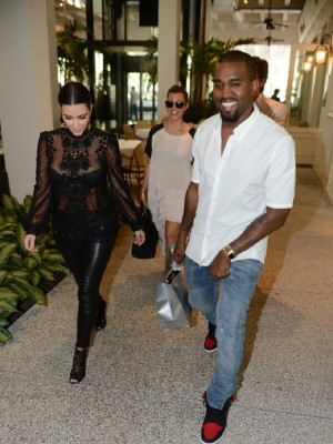 photo 24 in Kanye West gallery [id579150] 2012-11-10 00:00:00