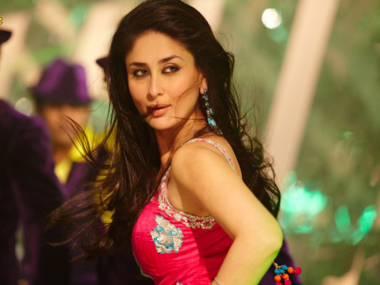 photo 9 in Kareena Kapoor gallery [id449985] 2012-01-10 00:00:00