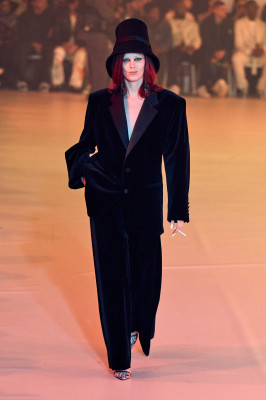Off-White Fall/Winter 2022 Fashion show in Paris