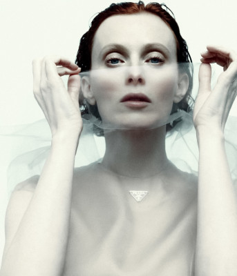 Karen Elson ~ D la Repubblica Volume #1 2024 by Robin Galiegue