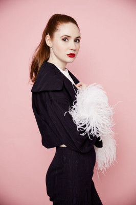 Karen Gillan-Bustle, January 2019