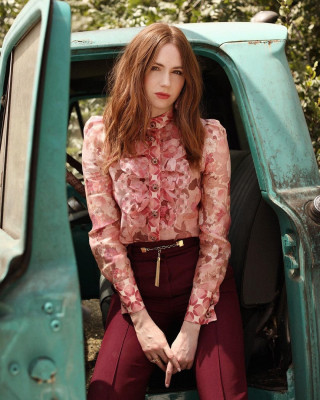 Karen Gillan 