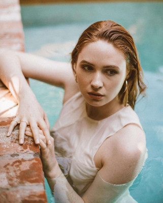 Karen Gillan by Sela Shiloni for Sense China // September 2020