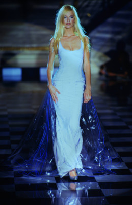 Karen Mulder - Versace Haute Couture F/W 1995