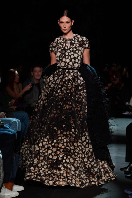 Karlie Kloss - Brandon Maxwell Autumn/Winter 2022 Fashion Show in New York