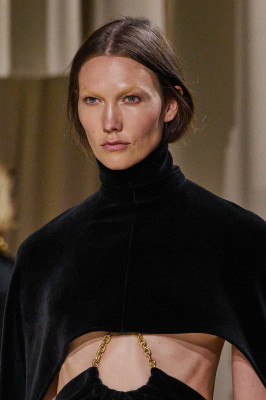 Karlie Kloss for Schiaparelli F/W 2024