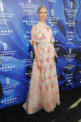 Karlie Kloss – Fragrance Foundation Awards in NYC