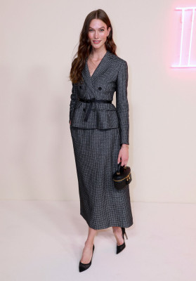 Karlie Kloss – Dior Fall 2024 Fashion Show in New York