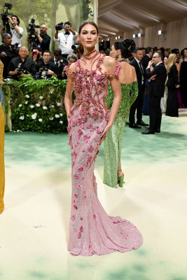 Karlie Kloss – Met Gala 2024