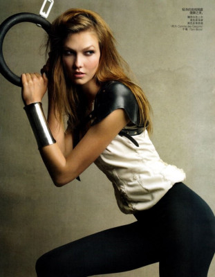 photo 8 in Karlie Kloss gallery [id276630] 2010-07-02 00:00:00