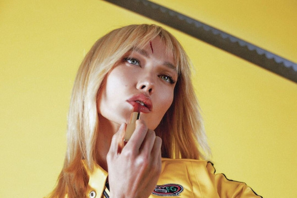Karlie Kloss as Beatrix Kiddo from 