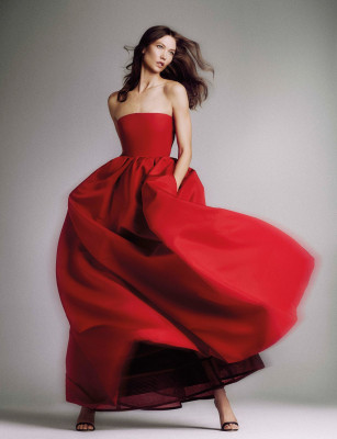 Karlie Kloss for ELLE Spain December with Carolina Herrera