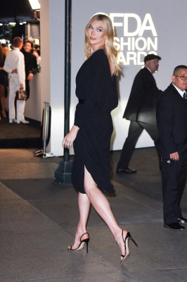 Karlie Kloss - 2021 CFDA Fashion Awards, NY 11/10/2021