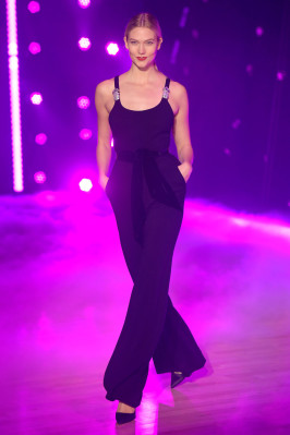 Karlie Kloss - Brandon Maxwell Fall/Winter 2018 Fashion Show in New York