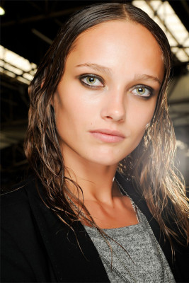 Karmen Pedaru pic #426011