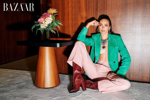 Karmen Pedaru ~ Harpers Bazaar España 12.2021 by Vladimir Marti