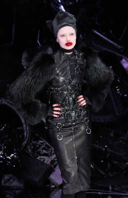 Karmen Pedaru pic #361728