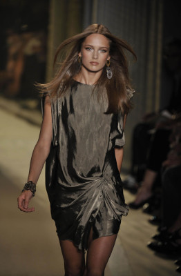 Karmen Pedaru pic #363653