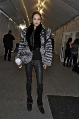 Karmen Pedaru pic #365577