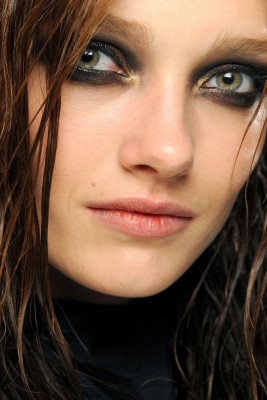 Karmen Pedaru pic #366515