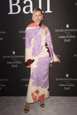 KAROLINA KURKOVA at 26th Annual Make-A-Wish Ball in Miami 11/06/2021