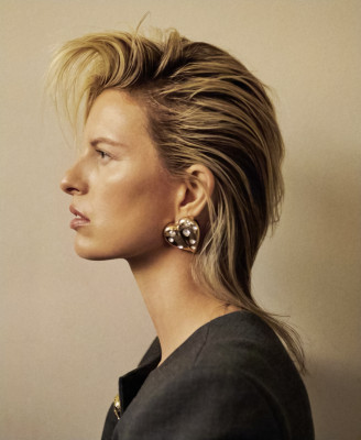 Karolina Kurkova ~ Elle Czechoslovakia September 2024 by Branislav Simoncik