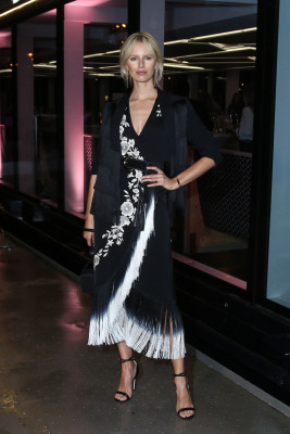Karolina Kurkova - Twinset Milano
