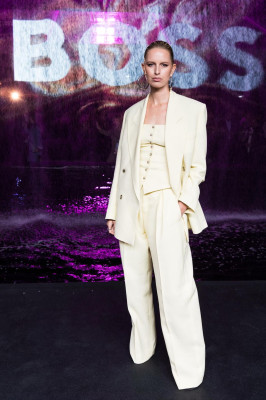Karolina Kurkova - Boss Spring/Summer 2023 Show in Miami
