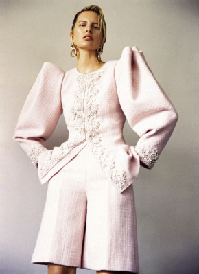 Karolina Kurkova ~ Elle Czechoslovakia September 2024 by Branislav Simoncik