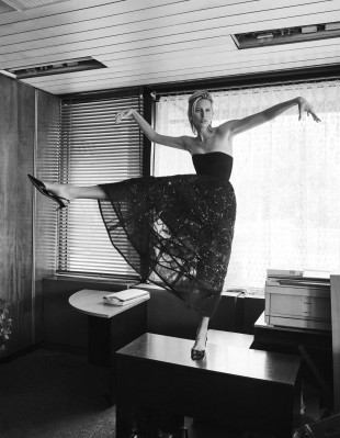 Karolina Kurkova ~ Elle Czechoslovakia September 2024 by Branislav Simoncik