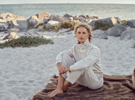 Karolina Kurkova - Varley Winter 2021-2022 Campaign