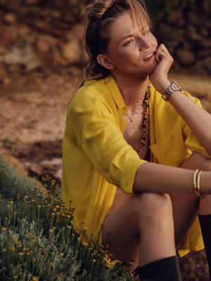 Kasia Struss ~ Elle Italia N.26-27 by David Burton