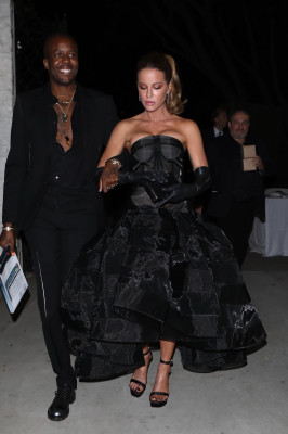 Kate Beckinsale - Paris Hilton's Wedding in Beverly Hills 11/12/2021