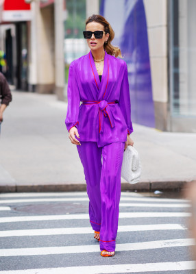 Kate Beckinsale - Out in New York City | July 21, 2021