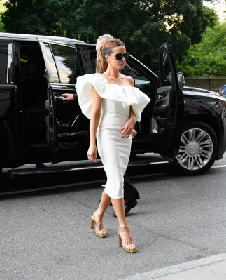 Kate Beckinsale - Seen out in New York | July 22, 2021