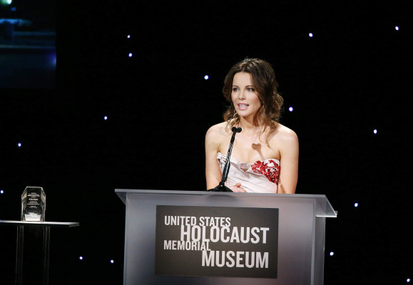 Kate Beckinsale pic #708955