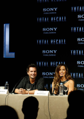 Kate Beckinsale pic #499802