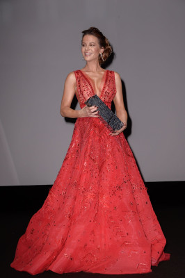 Kate Beckinsale – Receiving the Deauville Talent Award