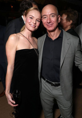 Kate Bosworth Stills at Amazon Studios Holiday Party in Los Angeles 