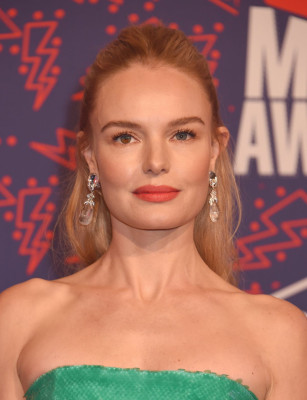 Kate Bosworth - at 2019 CMT Music Awards in Nashville 
