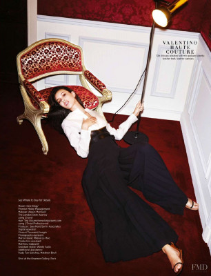 Kate King - photoshoot for HARPERS BAZAAR SINGAPORE, by Aitken Jolly