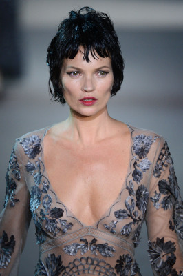 photo 18 in Kate Moss gallery [id739722] 2014-06-17 00:00:00