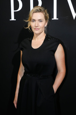Kate Winslet – Giorgio Armani Prive Haute Couture FW17 Show