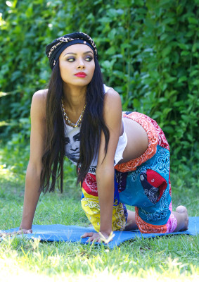 Katerina Graham pic #569965