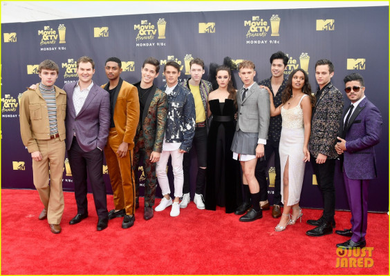 Katherine Langford - MTV Movie Awards 06/16/2018