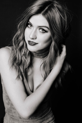 Katherine McNamara pic #1038024