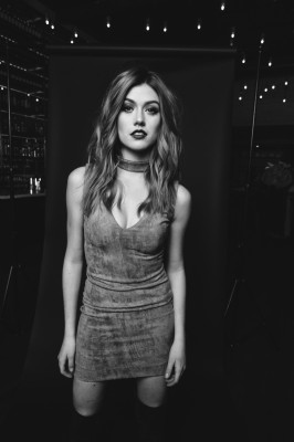 Katherine McNamara pic #1038020
